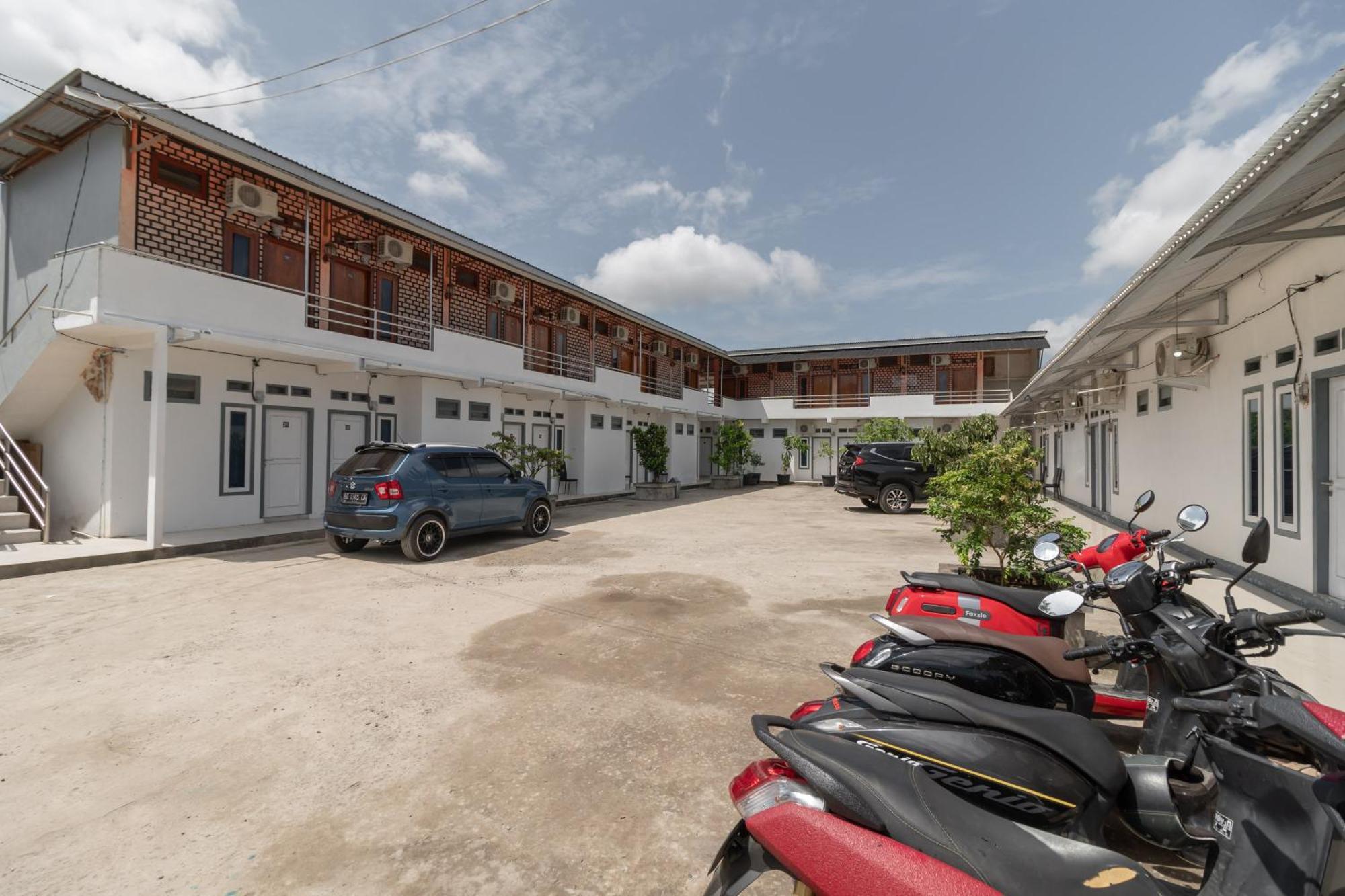 Reddoorz Syariah Near Jakabaring Sport City Palembang Dış mekan fotoğraf